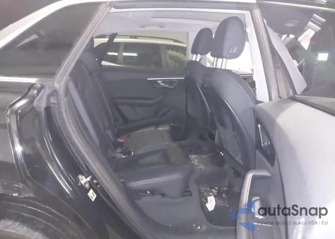 2019 Audi Q8 55 Premium из США, поврежденный, VIN WA1BVAF10KD022361